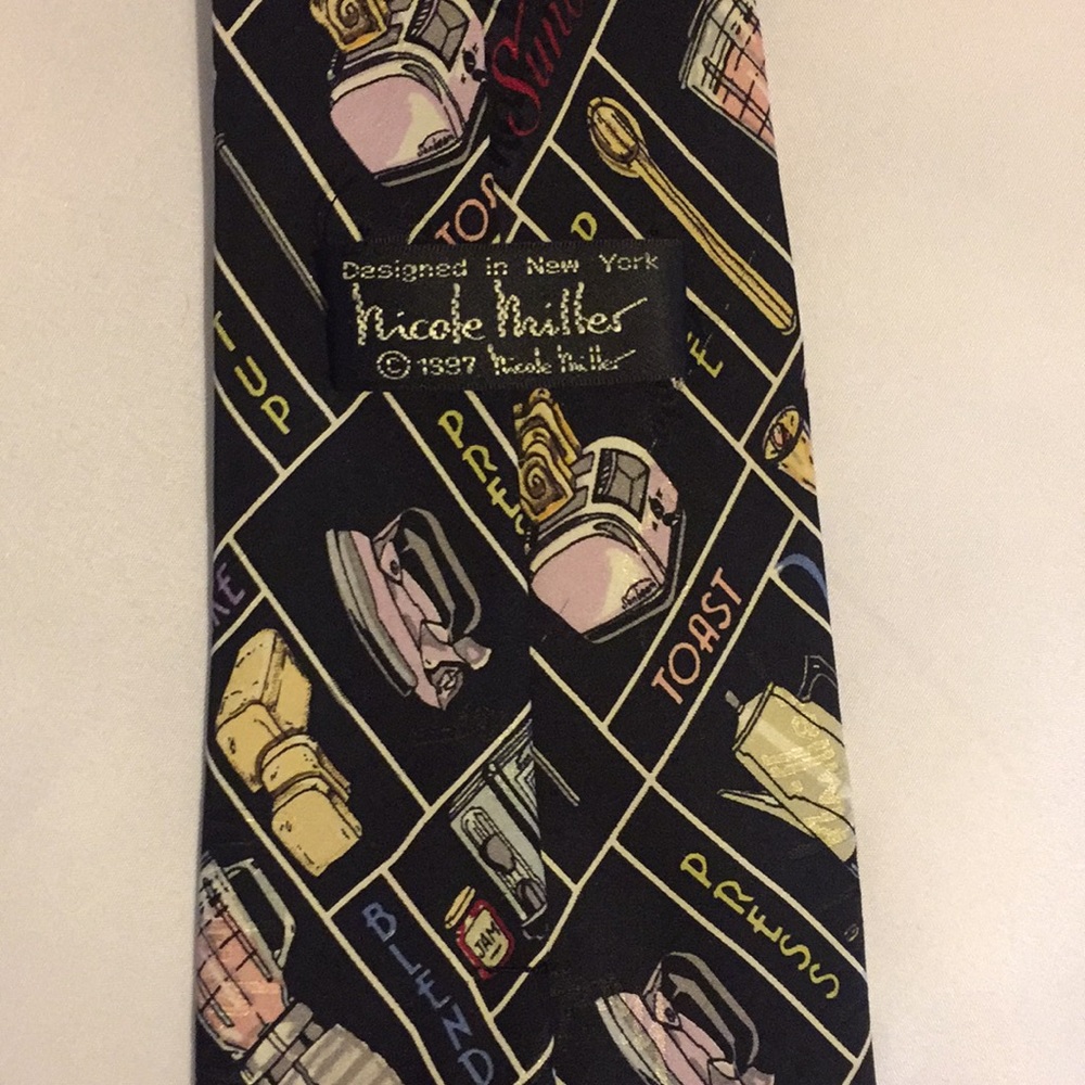Nicole Miller Kitchen/Sunbeam Tie - Picture 2 of 2